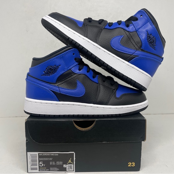 Jordan Shoes - Nike Air Jordan 1 Retro Mid GS “Hyper Royal” 2022